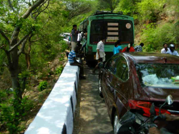 குவிந்த பயணிகள்