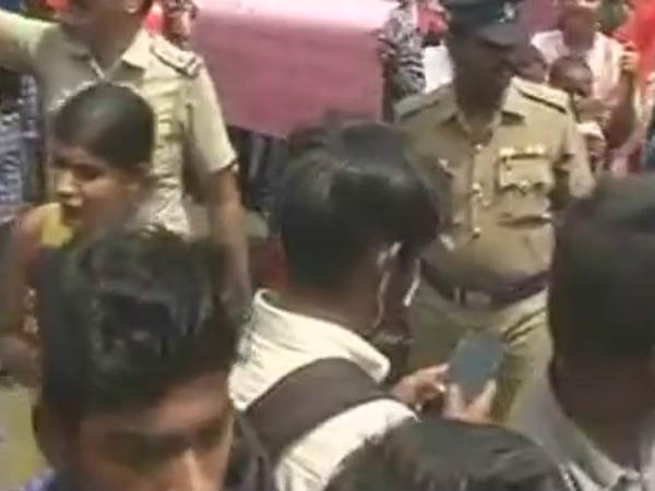 கைது 