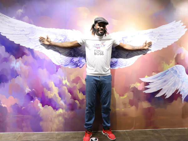 Chris Gail launches Click Art Museum in Bangaloru Chris Gail launches Click Art Museum in Bangaloru