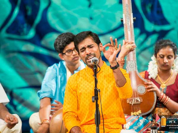 The musical concert in Melbourne was greatly impressed by the audience