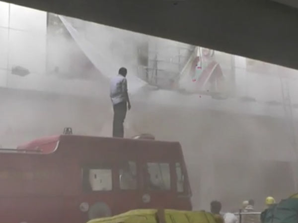 வர வேண்டாம்..