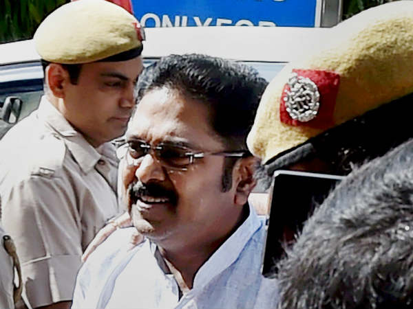 கைதாகி சிறைக்குப் போய் 