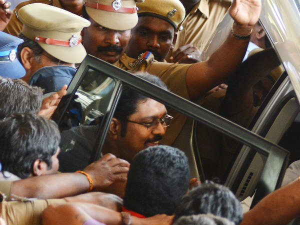  தினகரனுக்கு பயமா? 