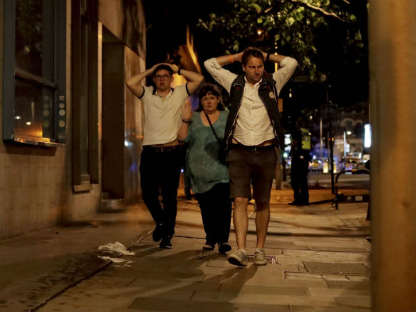 தீவிரவாதிகள் சுட்டுக்கொலை தீவிரவாதிகள் சுட்டுக்கொலை