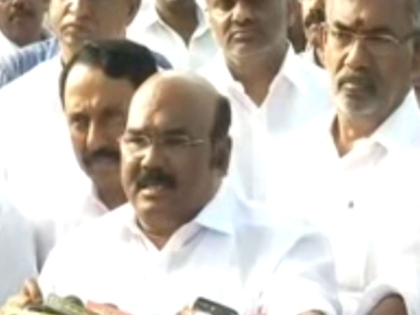 மூன்று அணி 