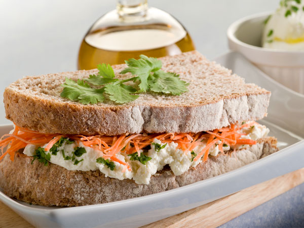 நிஜாம் மண் வழி தனி வழி 