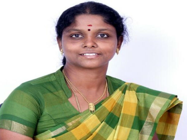 பொன்னம்மாள் பேத்தி ஜான்சி ராணி 