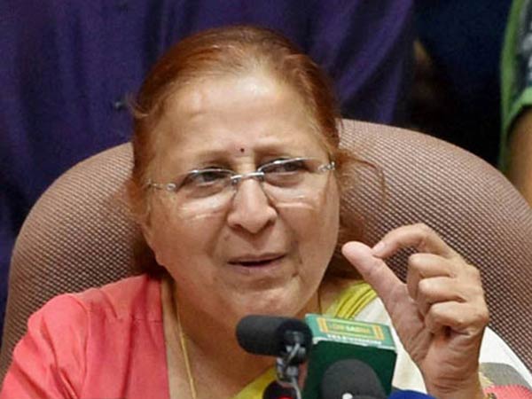 சுமித்ரா மகாஜன் 