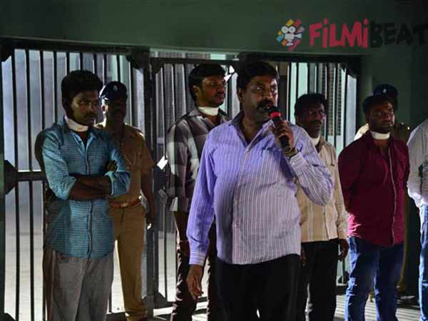 தடை செய்யக்கோரி புகார்