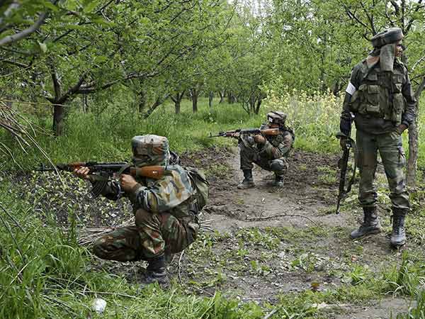 தீவிரவாதிகள் தாக்குதல்