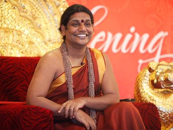 ஆப்பிள் போனில் சூட்டிங் 