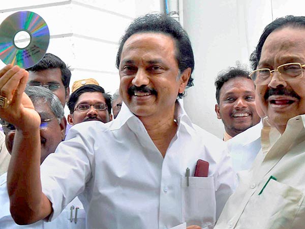 ஆதாரத்துடன் வந்த ஸ்டாலின்