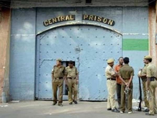 ஞானோதயம் பிறக்கும் 