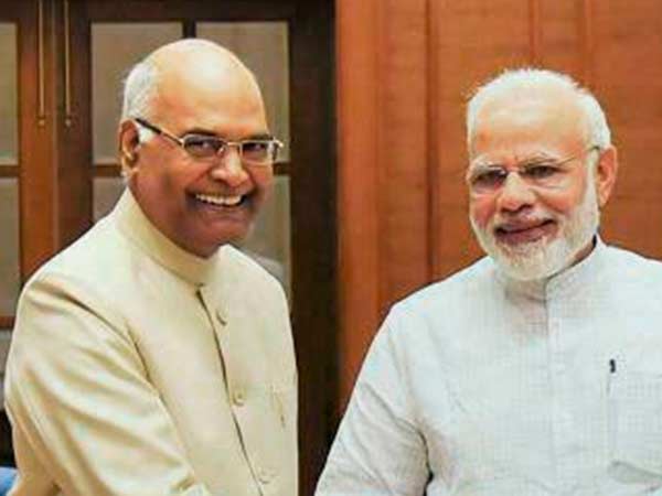 மோடி முன்னிலை