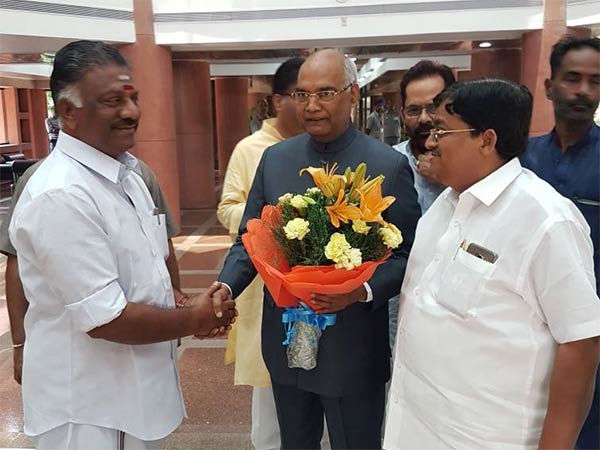 ஓபிஎஸ் டீம் 