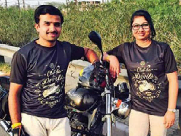  பைக்கில் விரட்டி துப்பாக்கிச் சூடு 