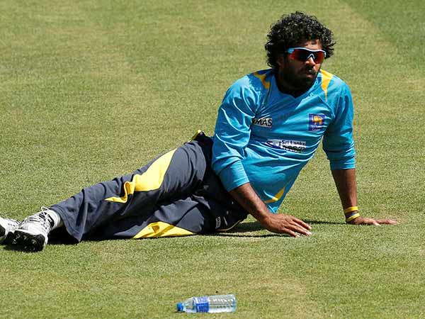 ஓராண்டு தடை 