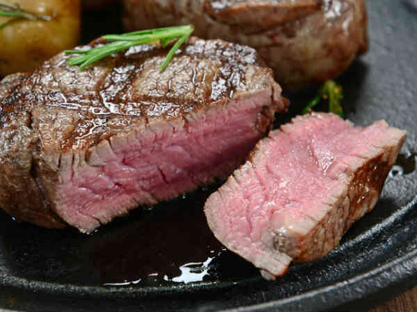 உலுக்கிய ஊனா 