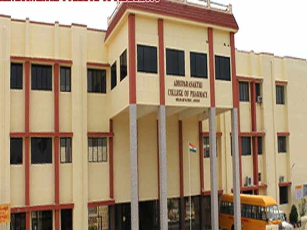 Adhiparasakathi college student death - video recort on autopsy 