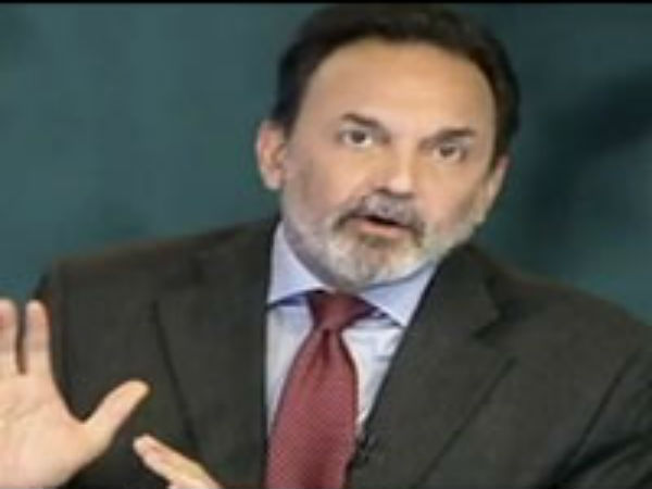 CBI raids NDTV founder Prannoy Roy's residence CBI raids NDTV founder Prannoy Roy's residence