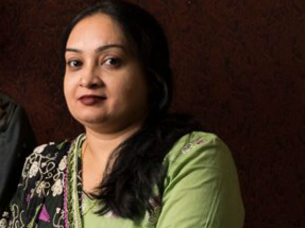  உள்ளத்தால் உடன் வாழ்கிறார் 