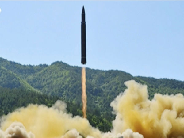 உச்சக்கட்ட போர் பதற்றம் உச்சக்கட்ட போர் பதற்றம்