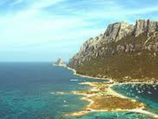 விக்டோரியா மகாராணியிடம்.. விக்டோரியா மகாராணியிடம்..