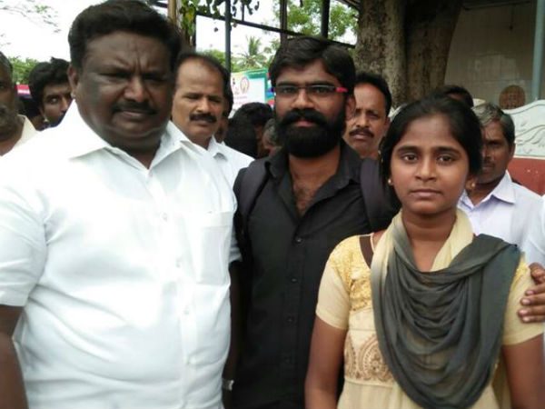நீட் தேர்வால் சிக்கல் 