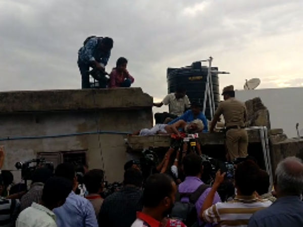 சசிபெருமாள் பாணியில்.. 