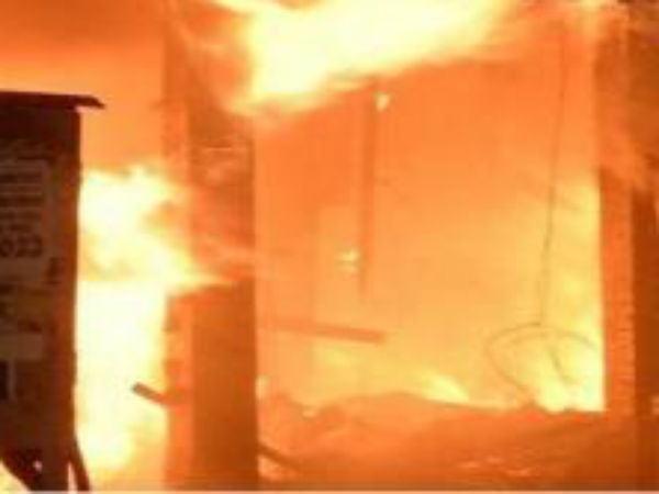  சிலிண்டர் வெடித்து சிதறியது 