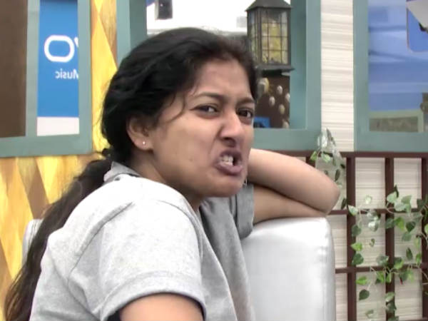 சேரி பிஹேவியர் 