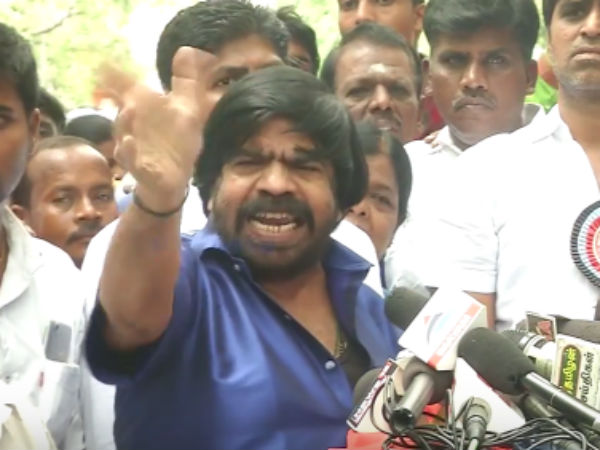 கூட்டத்தில் ரகளை கூட்டத்தில் ரகளை