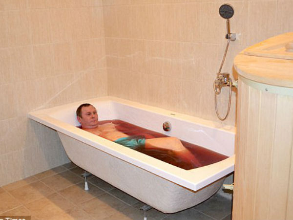 புடினின் ரத்தக்குளியல் 