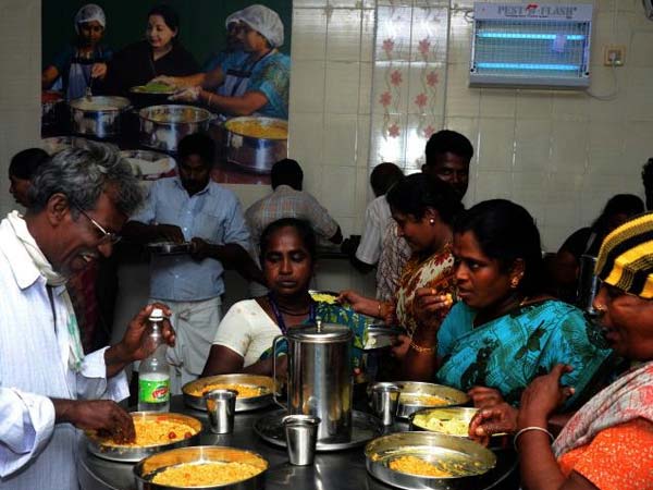  புகார் அளித்தும் பயனில்லை 