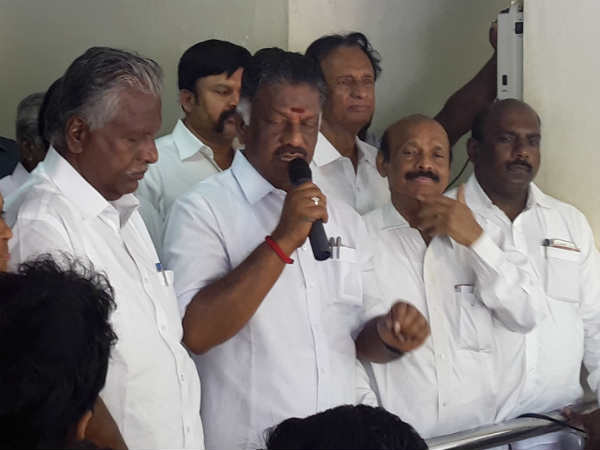  ஓபிஎஸ் எண்ணிக்கை 