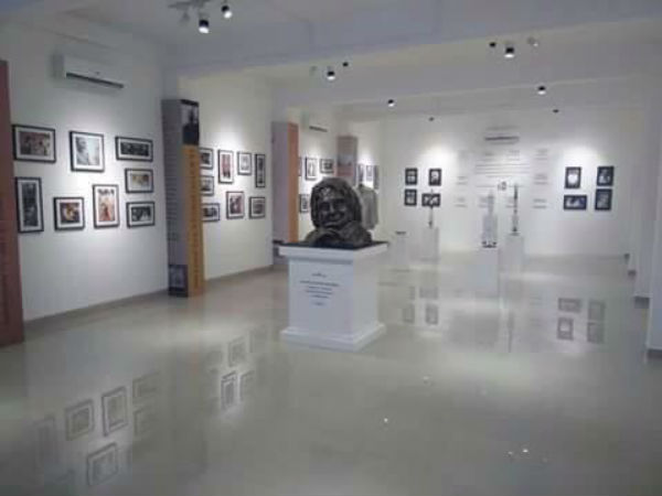  மக்கள் அஞ்சலி