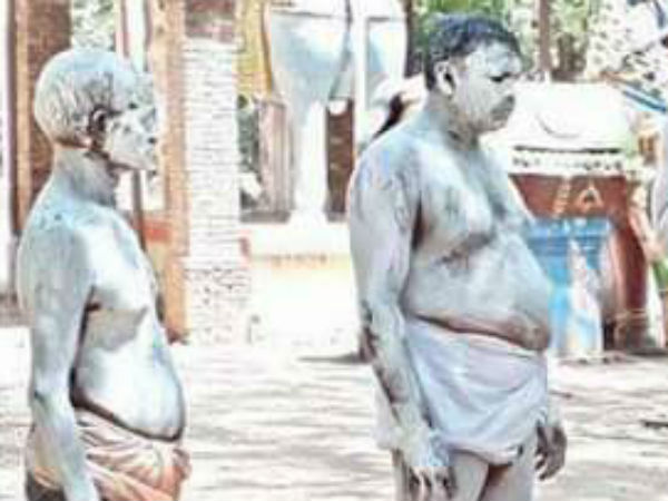  வெள்ளை சாயம் பூசி 