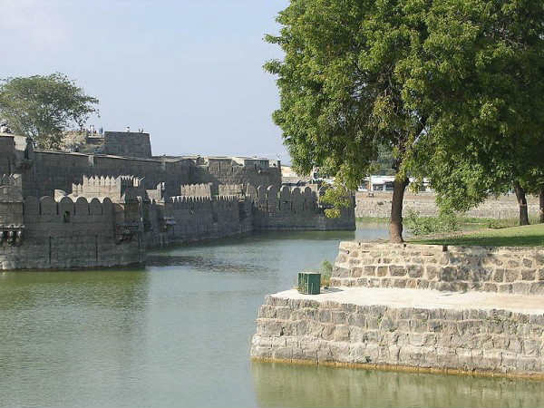வேலூர் ரொம்பப் பெரியது 