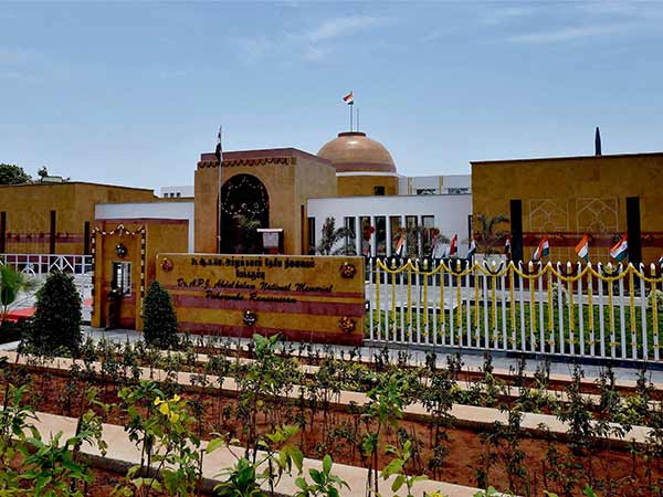 மத்திய அரசின் சர்ச்சை