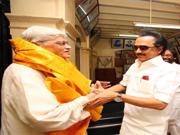 gopala krishna gandhi meet karunanidhi 
