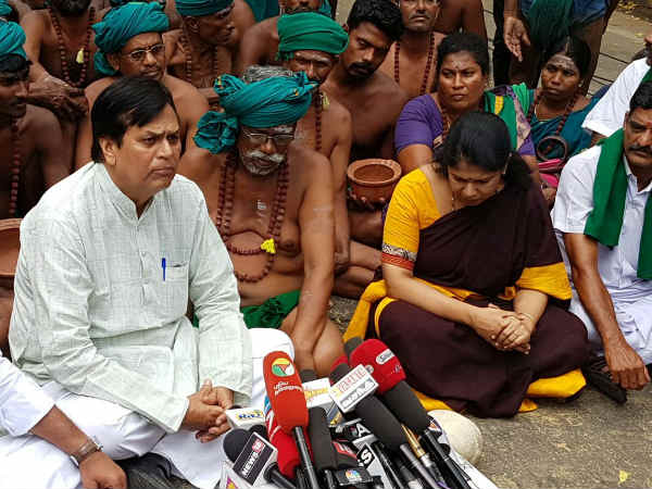 கனிமொழி சந்திப்பு 