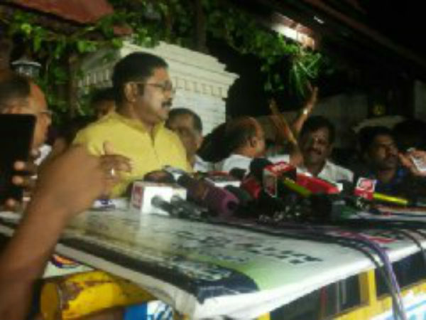 எம்.எல்.ஏ எதிர்ப்பு 