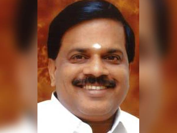 தளவாய் சுந்தரம் தூது 