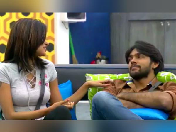 நழுவிய ஆரவ் நழுவிய ஆரவ்