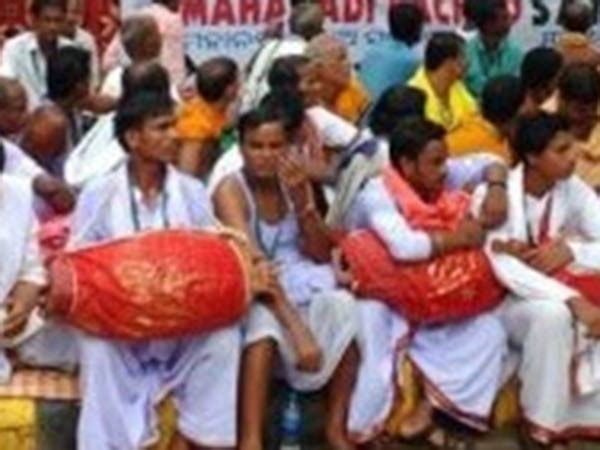 ஒடிஷா விவசாயிகளும் 