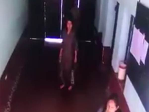 சசி லீக்ஸ் 