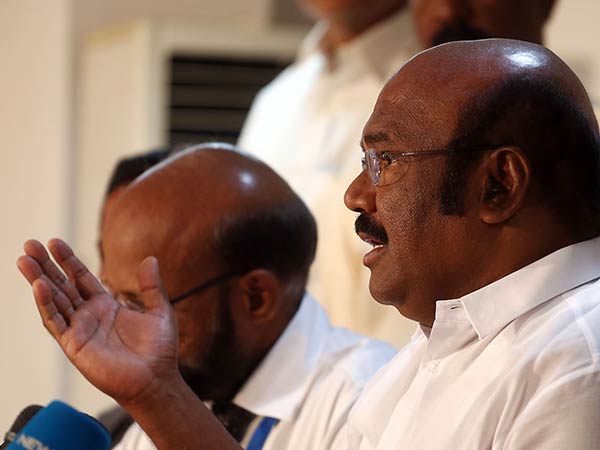 டிடிவி தினகரன் எப்படி?