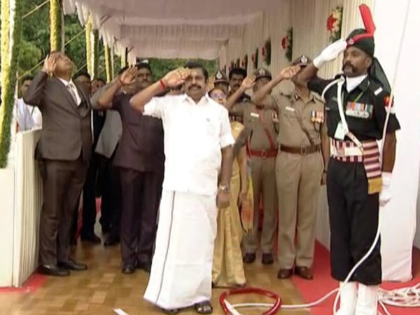  உயிர் நீத்த தியாகிகள் 