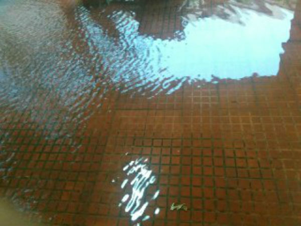  பெருகிய வெள்ளம் 