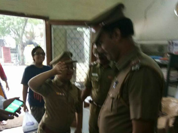 பூங்கொத்து மரியாதை பூங்கொத்து மரியாதை